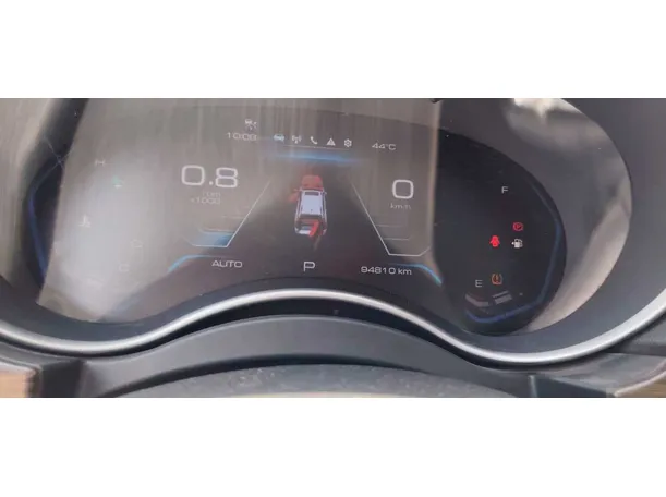 Car image 19