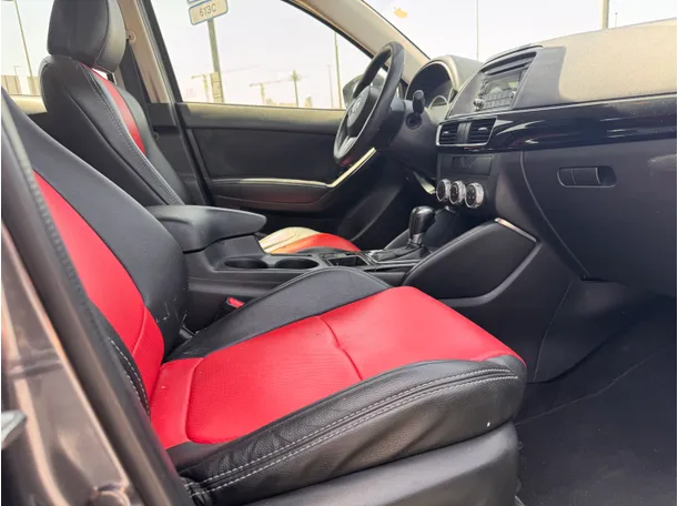 Car image 7