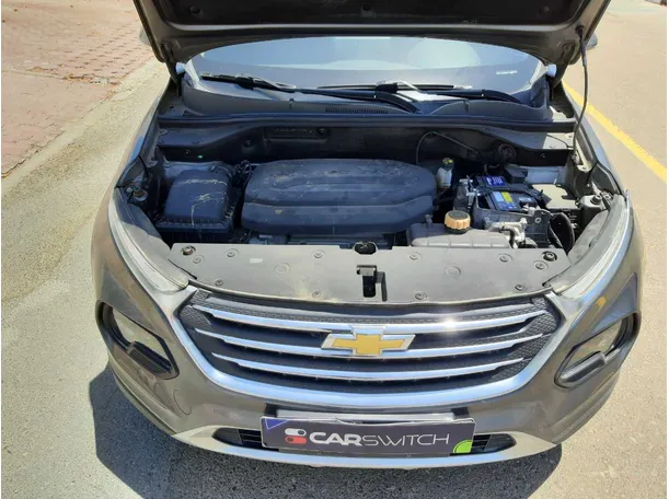 Car image 19