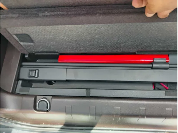 Car image 45