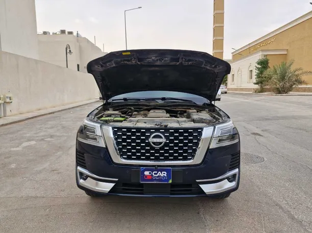 Car image 25
