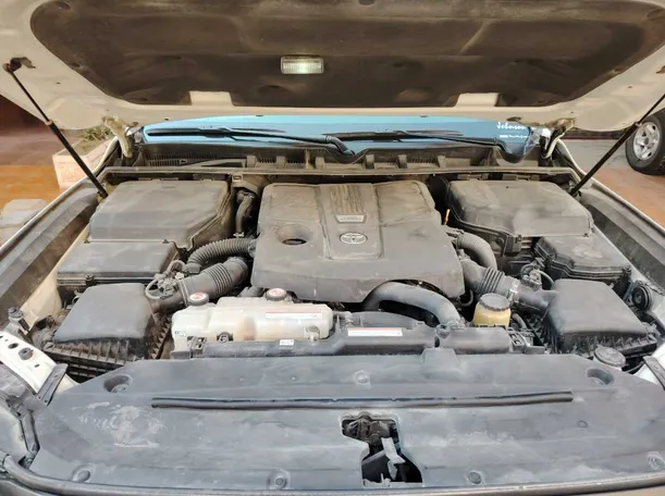 Car image 48