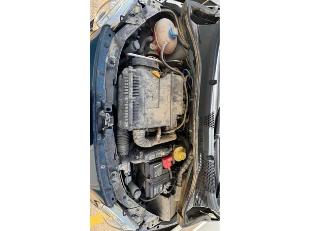 Car image 23