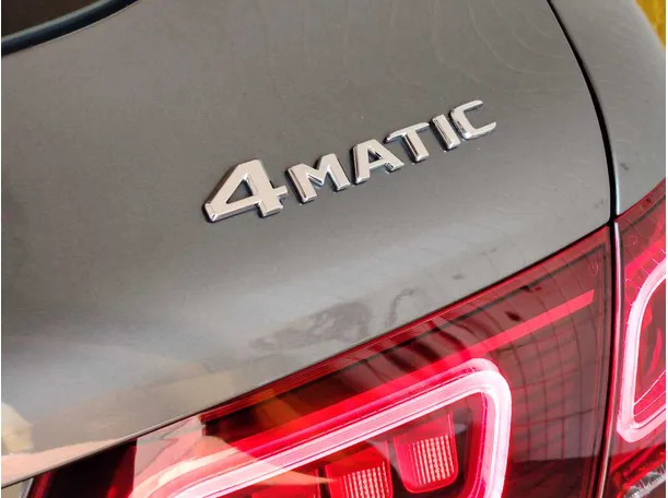 Car image 37