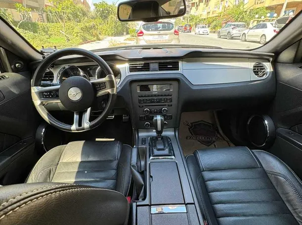 Car image 20
