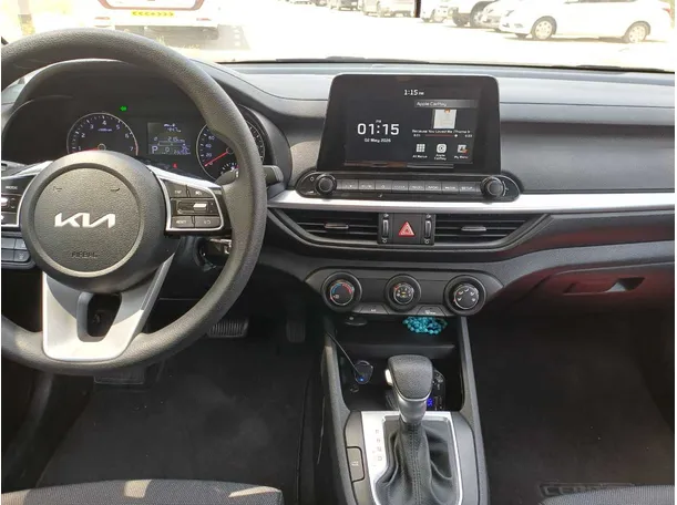 Car image 17
