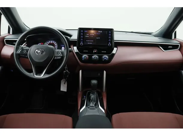 Car image 14
