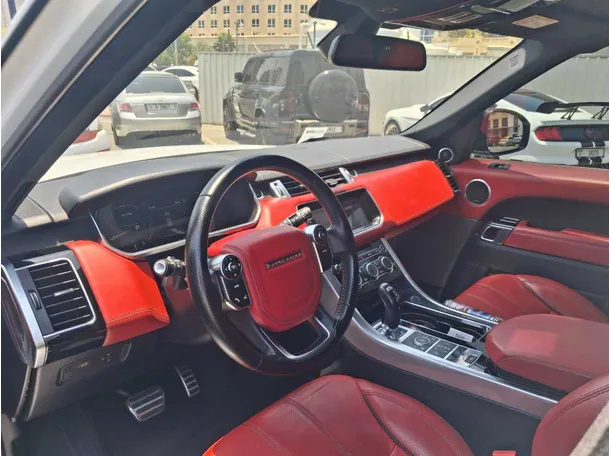 Car image 8