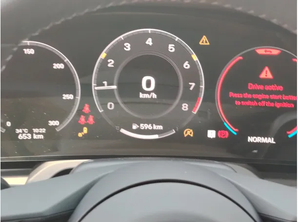 Car image 21