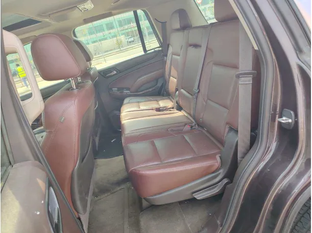 Car image 17