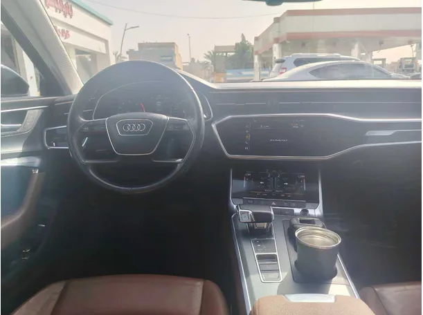 Car image 21