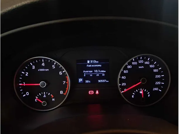 Car image 17
