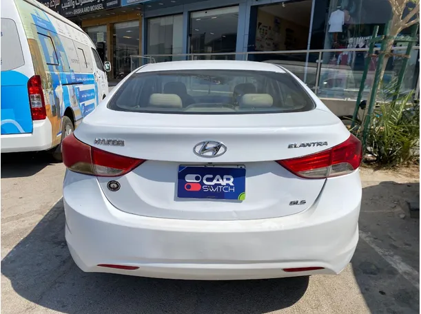 Car image 5