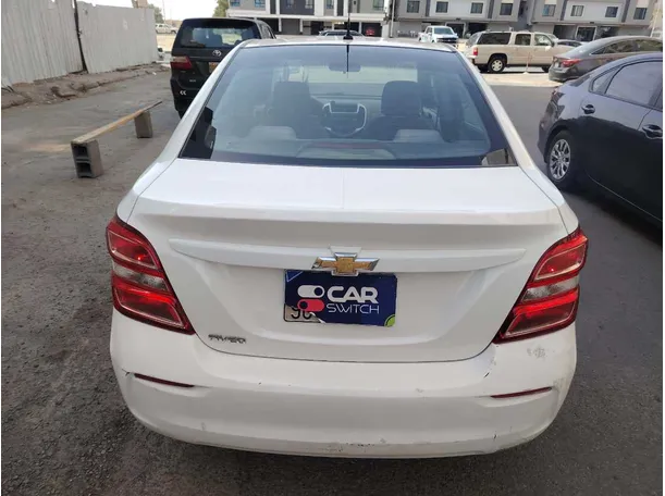 Car image 6