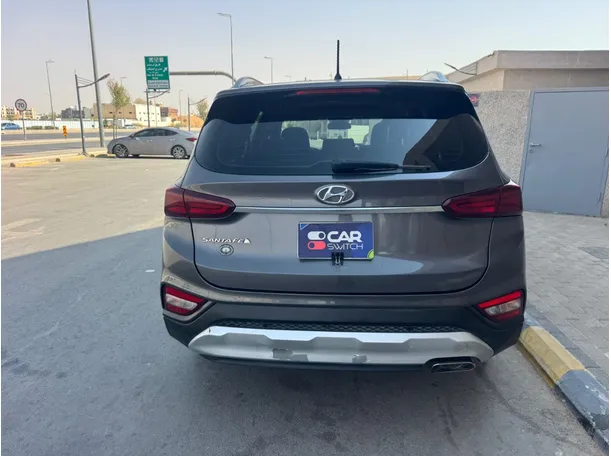 Car image 6