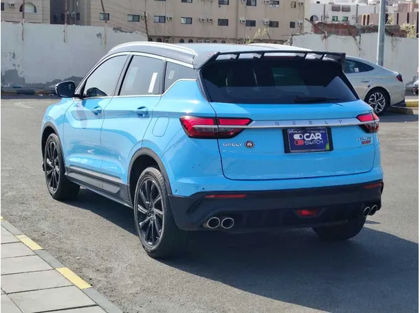 Car image 7