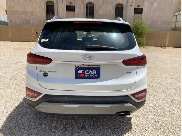 Car image 6