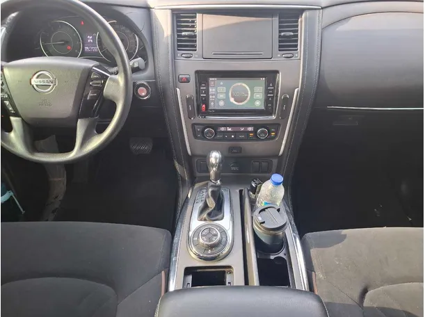 Car image 16