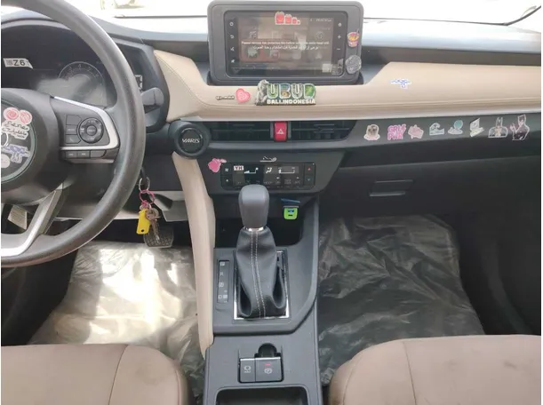 Car image 20
