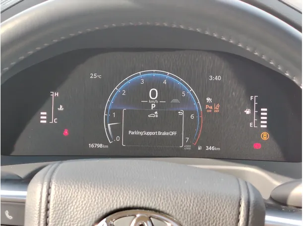 Car image 25