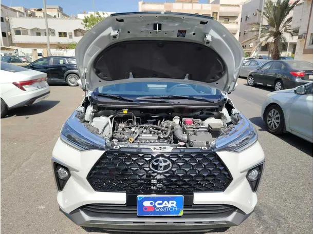 Car image 45