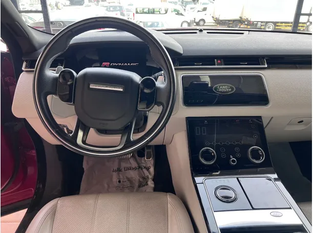 Car image 23