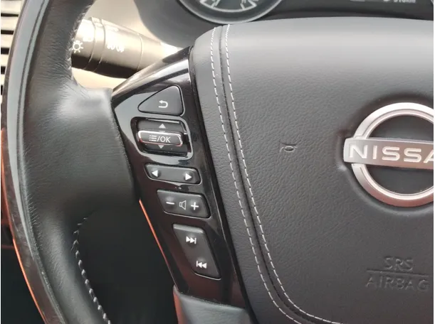 Car image 28