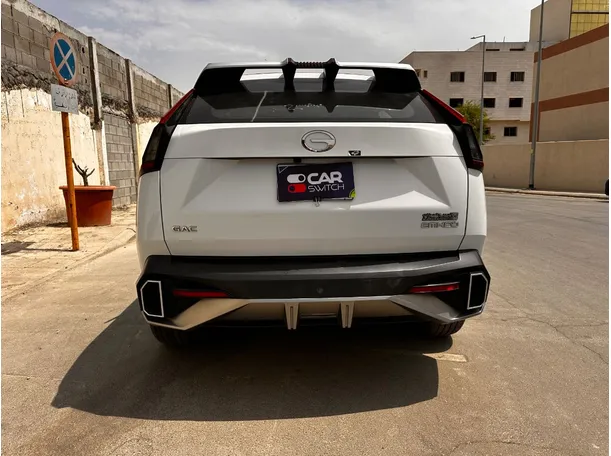 Car image 6
