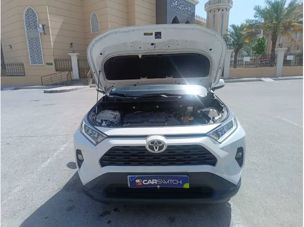 Car image 35