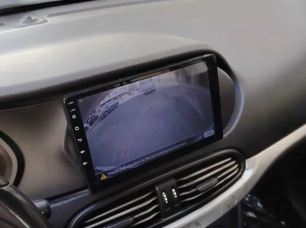 Car image 26