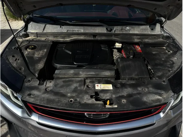 Car image 30