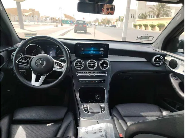 Car image 22