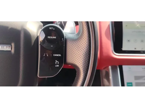 Car image 28