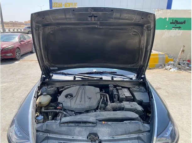 Car image 27