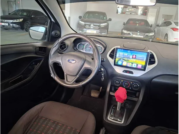 Car image 11