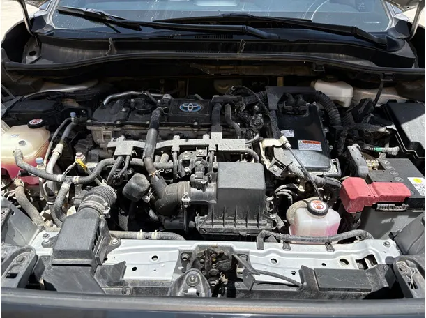 Car image 27