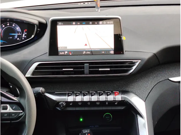 Car image 23