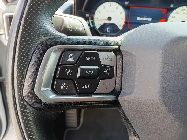 Car image 22