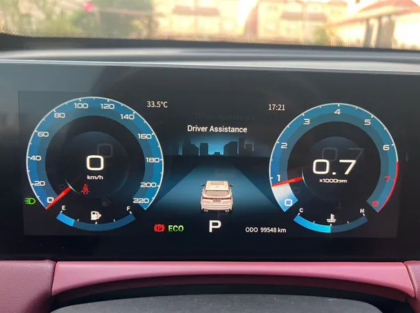 Car image 20