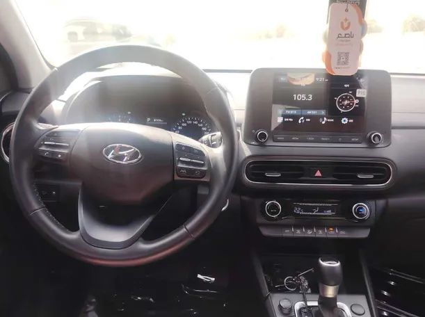 Car image 19