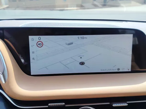 Car image 19