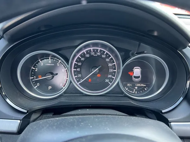 Car image 21