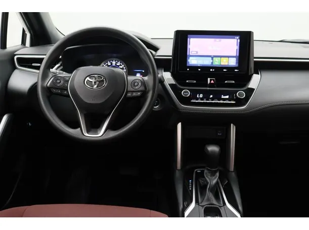 Car image 15