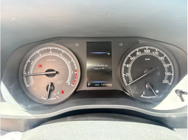 Car image 23