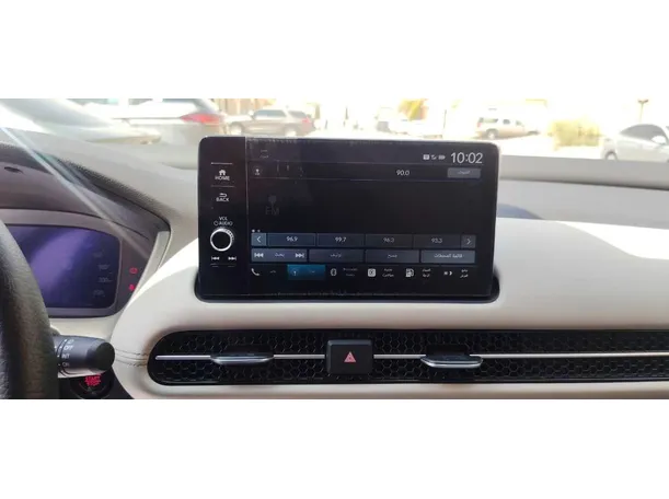 Car image 17