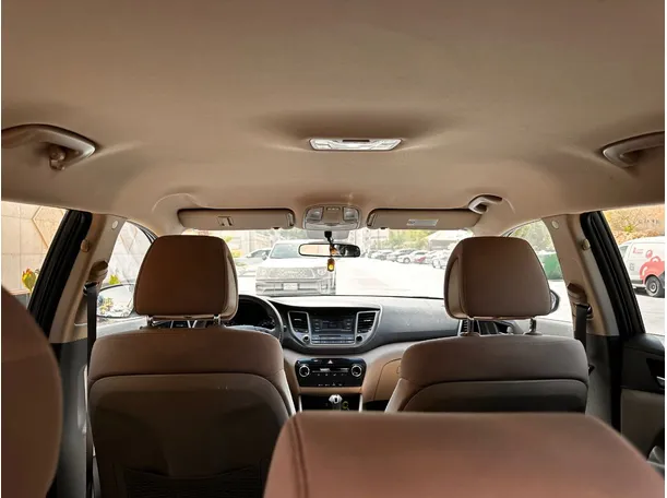 Car image 22