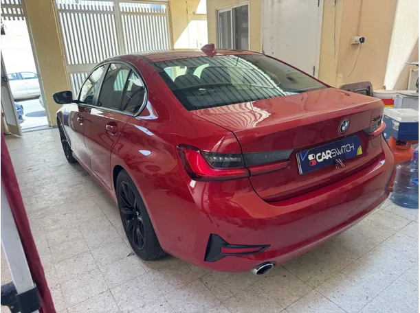 Car image 7