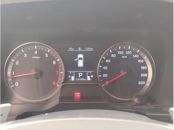 Car image 24