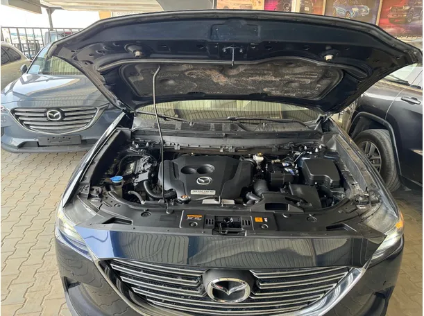 Car image 17