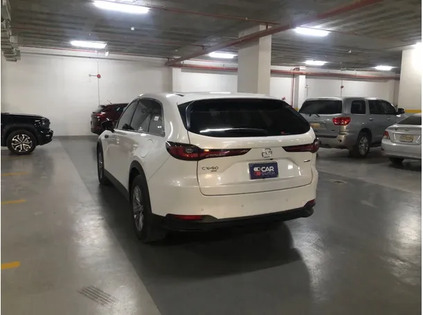 Car image 7